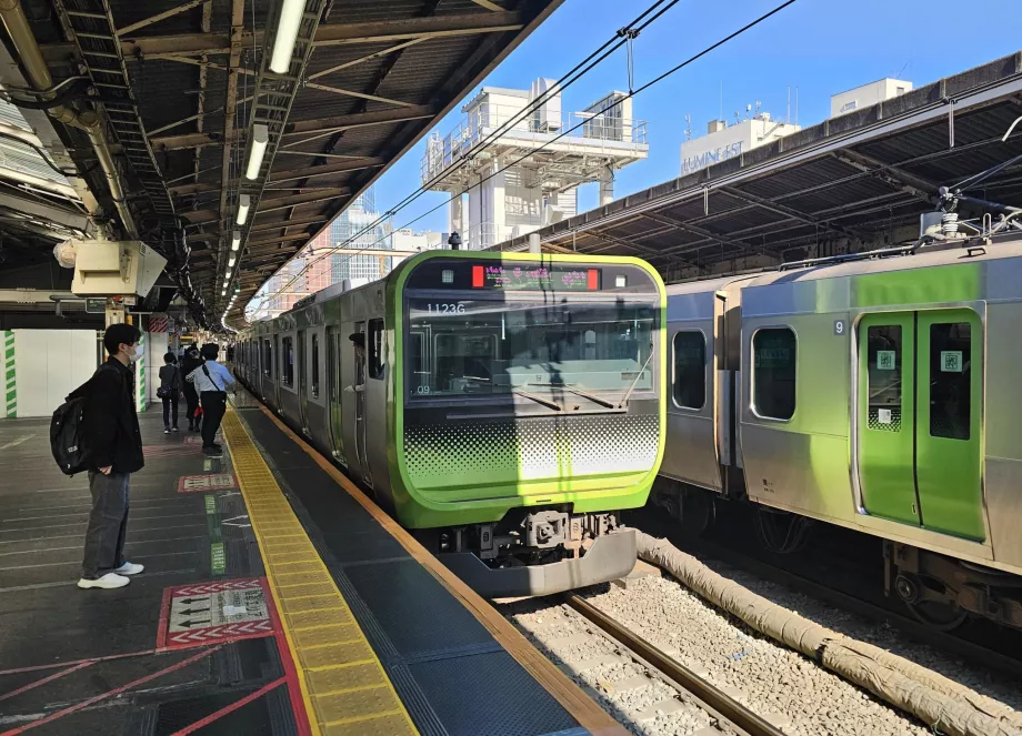 Kereta JR, jalur Yamanote
