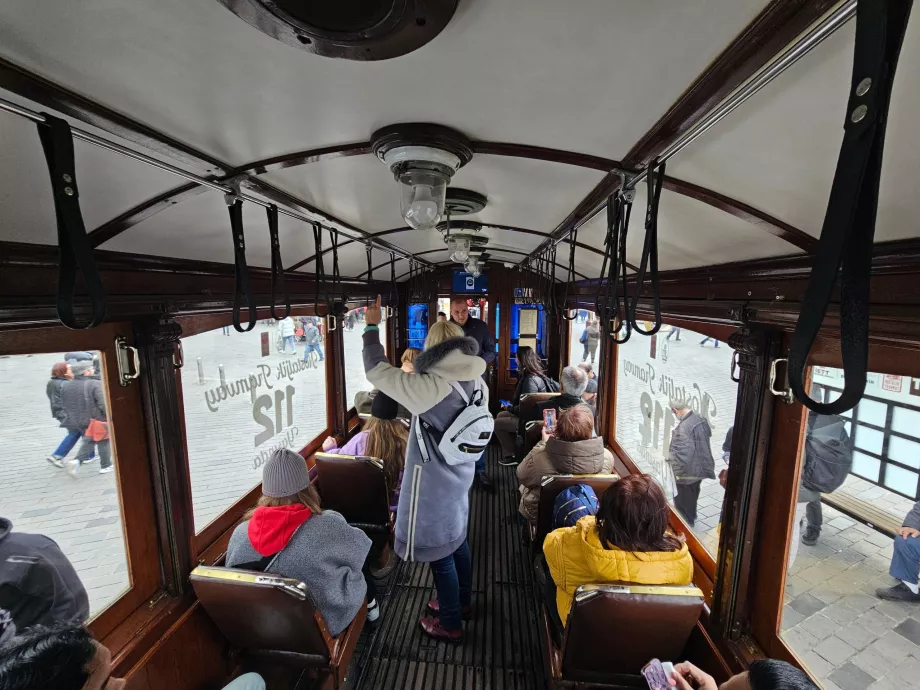 Taksim yang bersejarah - Trem Tünel