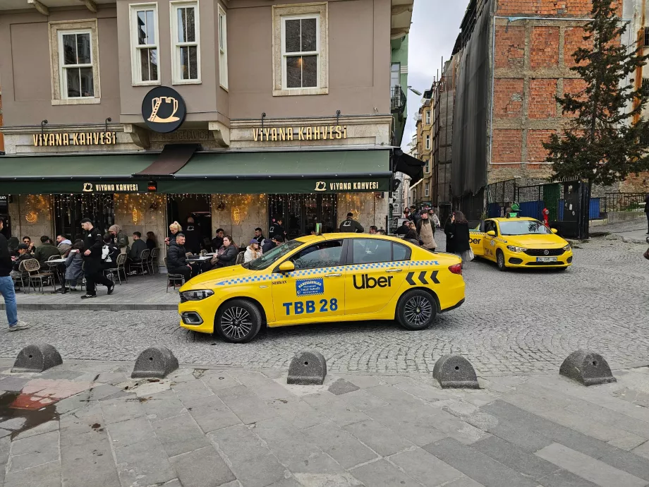 Taksi/Uber di pusat kota Istanbul