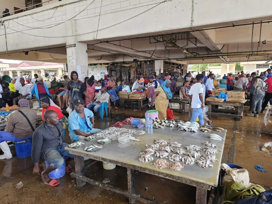 Pasar Ikan Feri