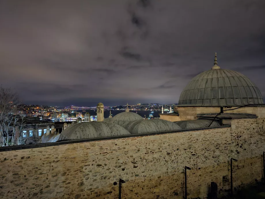 Masjid Suleiman, pemandangan Istanbul