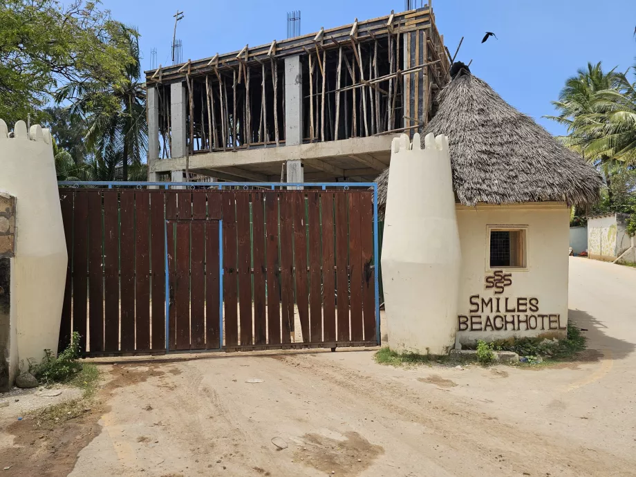 Rumah gerbang masuk