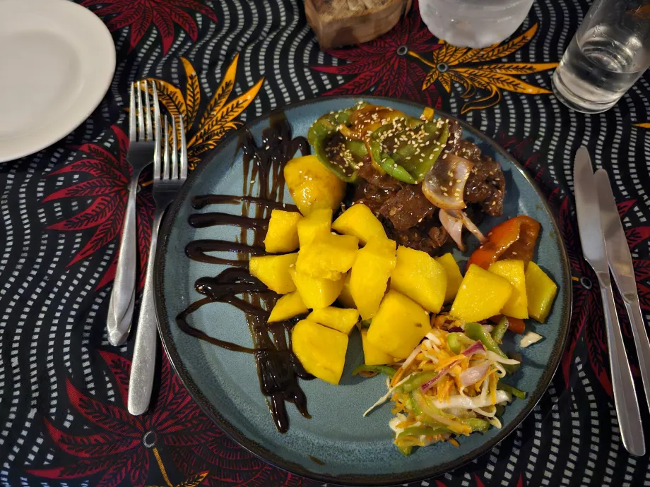 Makan malam - hidangan utama