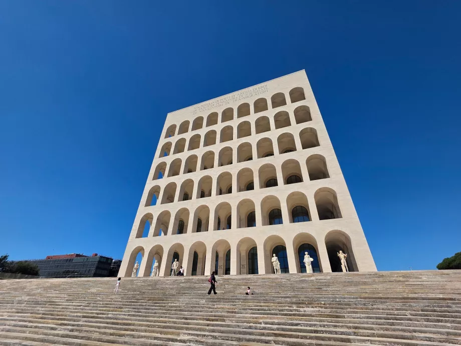 Istana Peradaban Italia