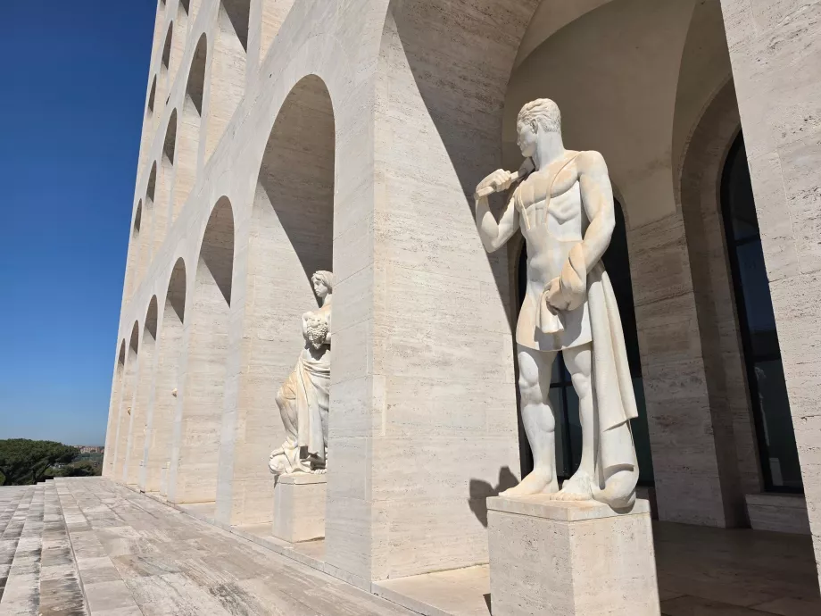 Istana Peradaban Italia