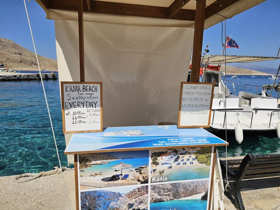 Taksi air ke pantai Kania