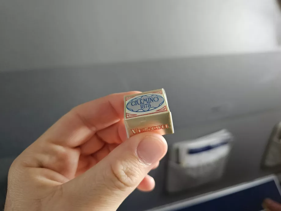 Cokelat sebelum mendarat