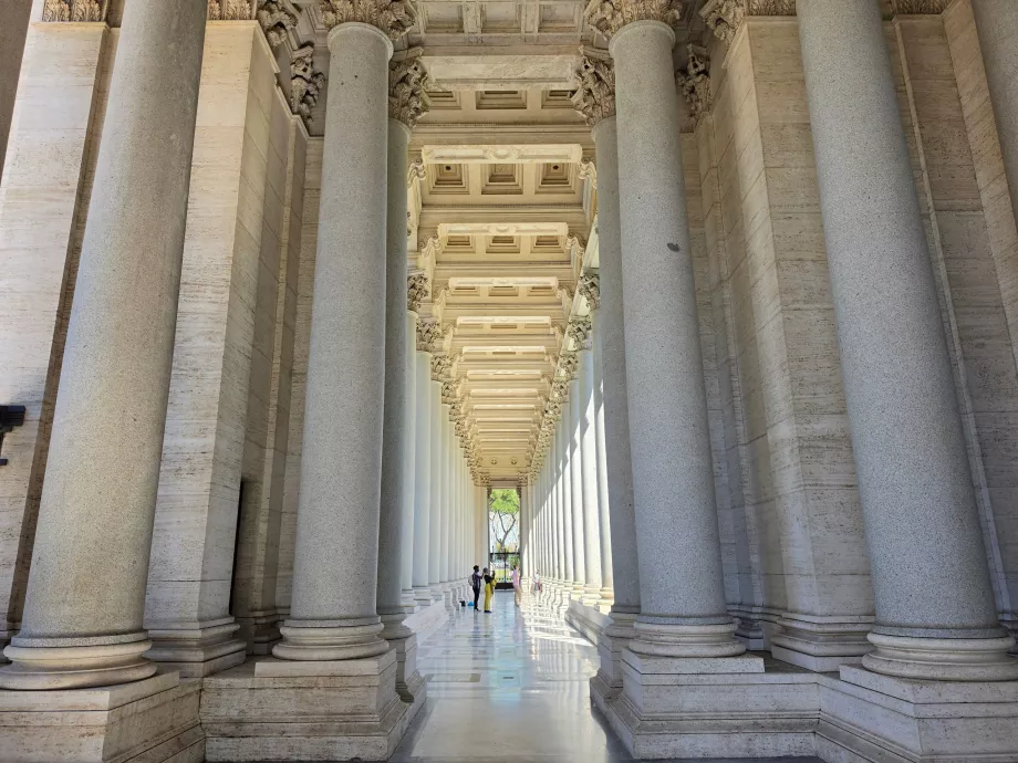 Basilika Santo Paulus di luar tembok