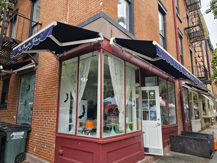 West Village, Magnolia Bakery