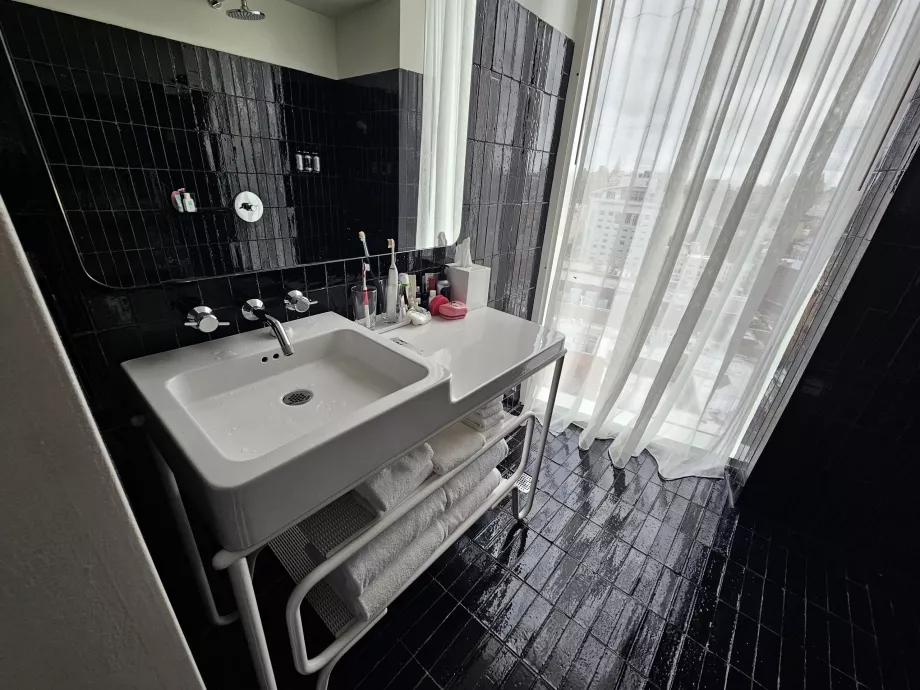 Kamar mandi dengan pemandangan