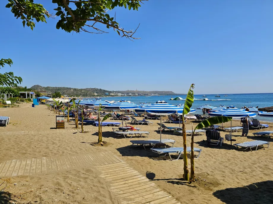 Pantai utama Faliraki