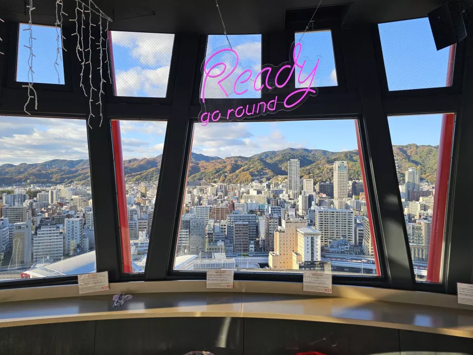 Menara Pelabuhan Kobe, dek observasi utama