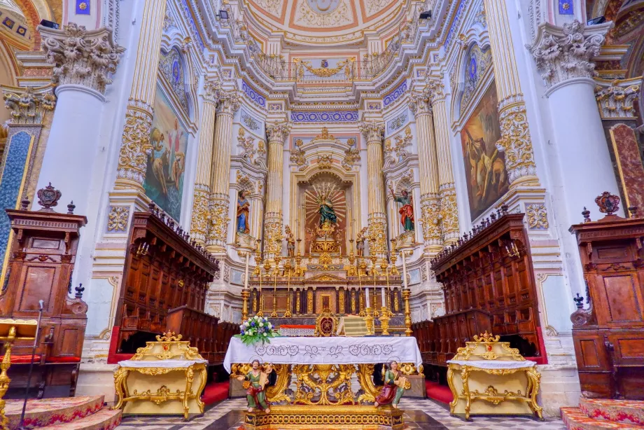 Interior katedral