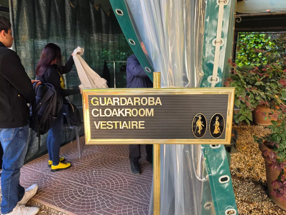 Galleria Colonna, tempat penyimpanan bagasi