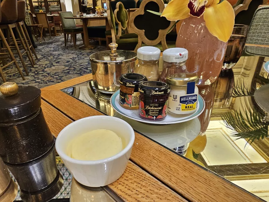 Selai jeruk dan mentega