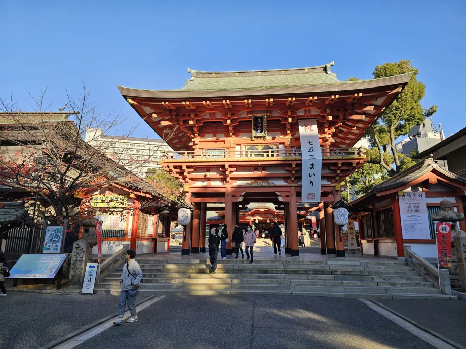 Kuil Ikuta-Jinja
