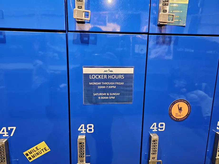 Pusat NYRR, tempat penyimpanan bagasi untuk para pelari