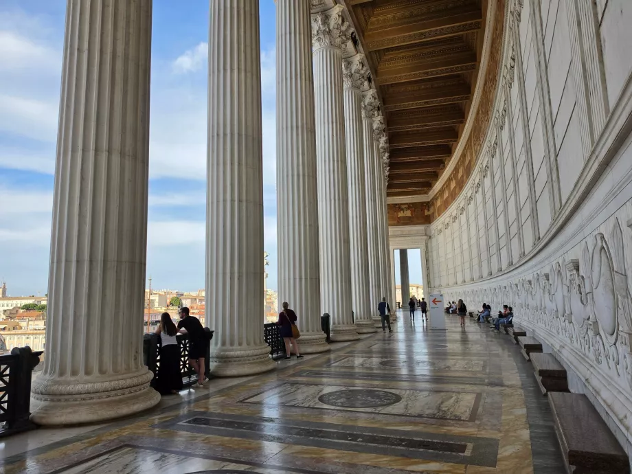Altare della Patria, bagian berbayar