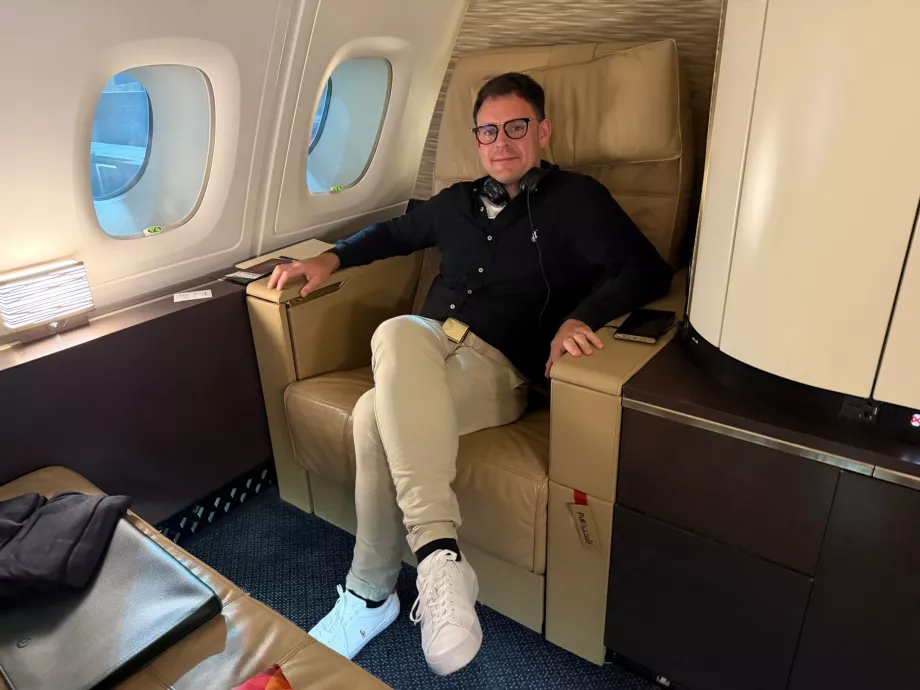 Saya di Kelas Utama Etihad Airways