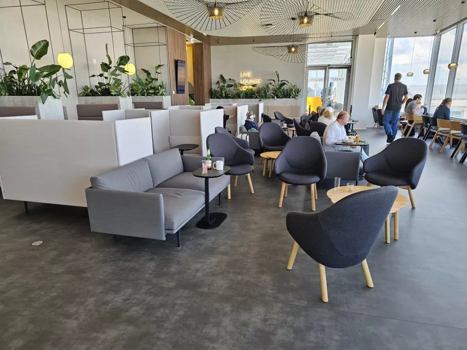 Keseluruhan lingkungan lounge