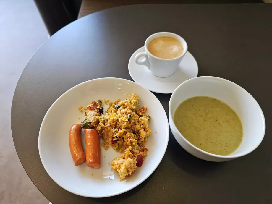 Makan siang