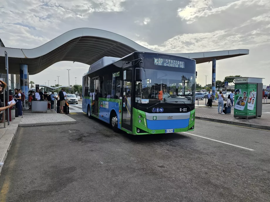 Bus ke Brindisi