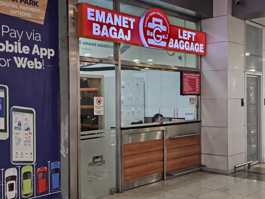 Penyimpanan bagasi tambahan