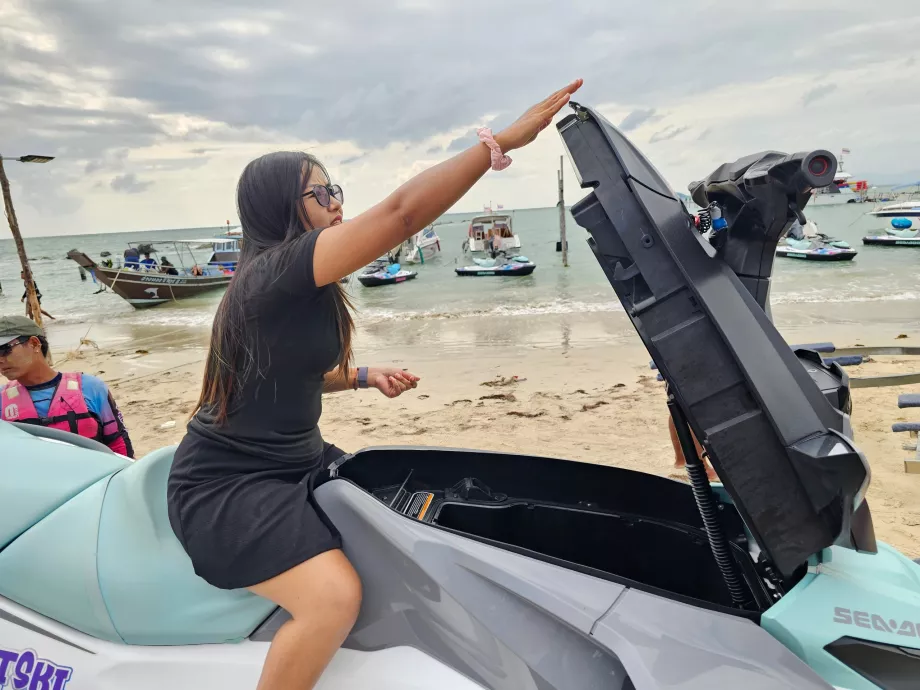 Pengarahan - demonstrasi kompartemen